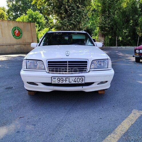 Mercedes C 180 2000, 280,000 km - 1.8 l - Göyçay