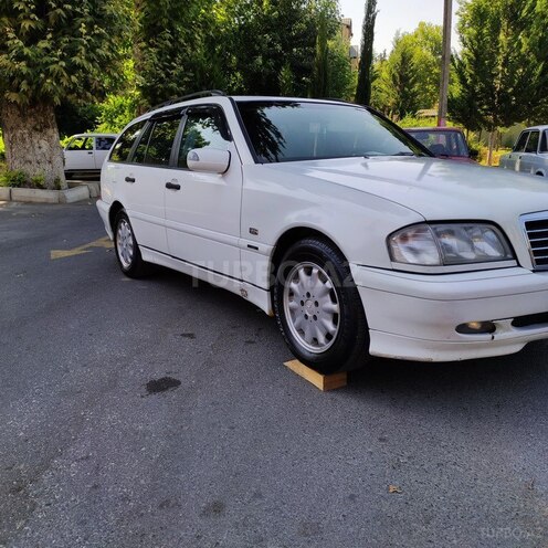 Mercedes C 180 2000, 280,000 km - 1.8 l - Göyçay