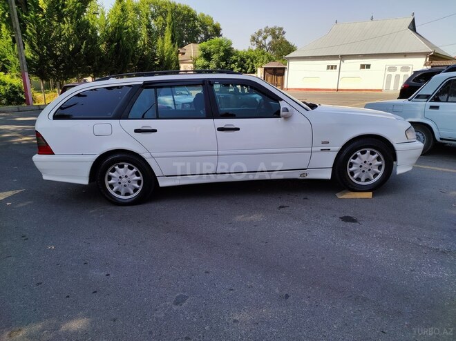 Mercedes C 180 2000, 280,000 km - 1.8 l - Göyçay