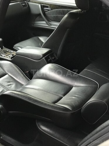 Mercedes E 240 2000, 311,528 km - 2.4 l - Bakı