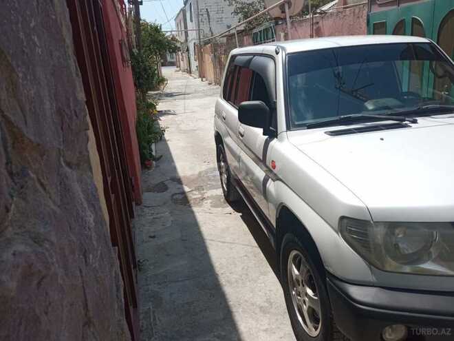 Mitsubishi Pajero io 2000, 157,000 km - 1.8 l - Bakı