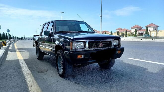 Mitsubishi L200 1996, 655,245 km - 2.5 l - Bakı