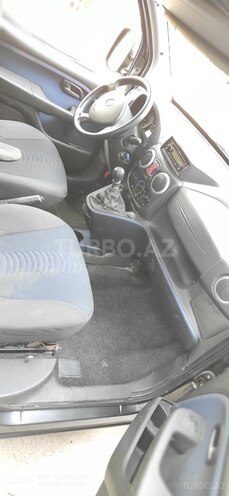 Fiat Doblo 2009, 196,561 km - 1.3 л - Kürdəmir