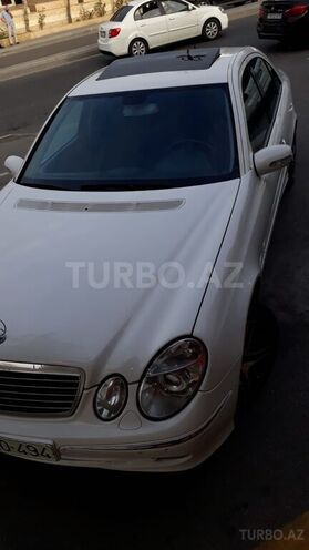 Mercedes E 270 2003, 402,240 km - 2.7 l - Bakı