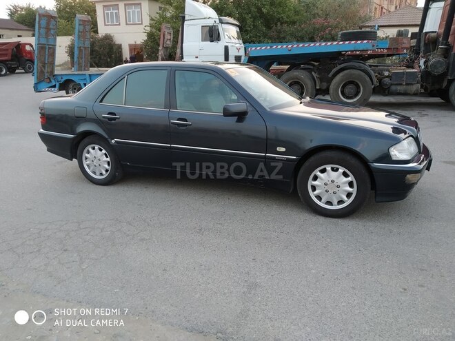 Mercedes C 180 1999, 400,000 km - 1.8 l - Salyan