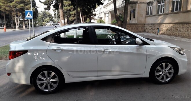 Hyundai Accent 2012, 64,000 km - 1.6 l - Bakı