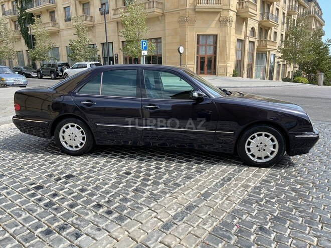 Mercedes E 220 2002, 279,797 km - 2.2 л - Bakı