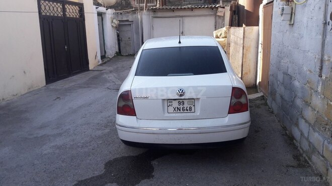 Volkswagen Passat 2003, 300,000 km - 1.8 l - Bakı