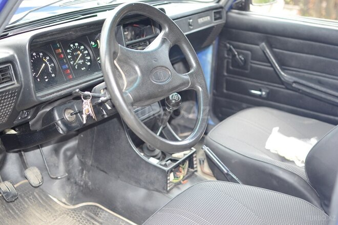 LADA (VAZ) 2107 1997, 12,860 km - 1.6 л - Şəki