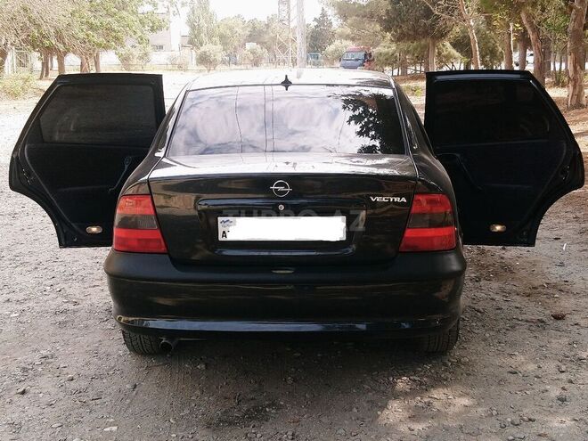 Opel Vectra 1996, 227,000 km - 2.0 l - Sumqayıt