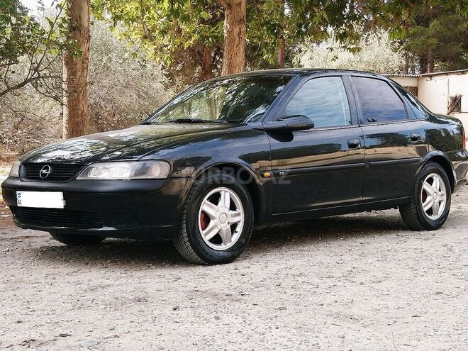Opel Vectra 1996, 227,000 km - 2.0 l - Sumqayıt