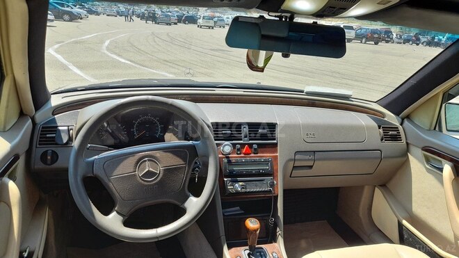 Mercedes C 230 1996, 481,000 km - 2.3 л - 