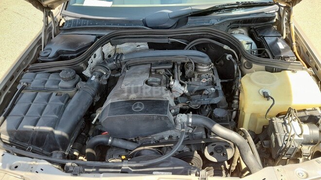 Mercedes C 230 1996, 481,000 km - 2.3 л - 