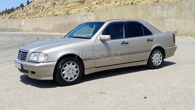 Mercedes C 230 1996, 481,000 km - 2.3 л - 