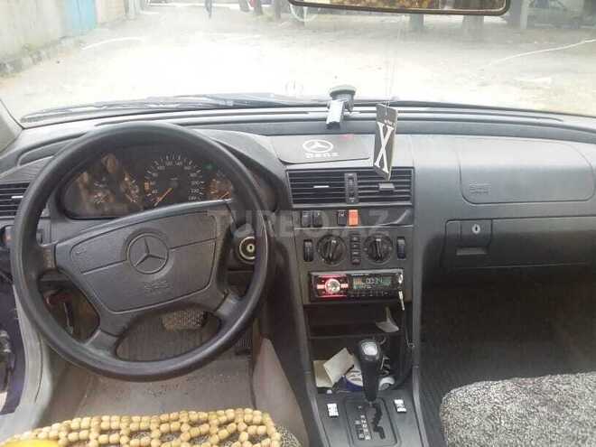 Mercedes C 200 1994, 368,241 km - 2.0 l - Yevlax