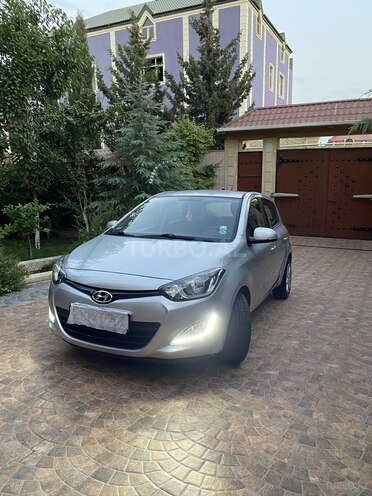 Hyundai i20 2014, 84,000 km - 1.1 l - Bakı