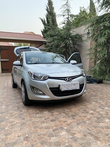 Hyundai i20 2014, 84,000 km - 1.1 l - Bakı