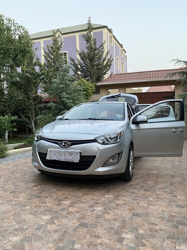 Hyundai i20 2014, 84,000 km - 1.1 l - Bakı