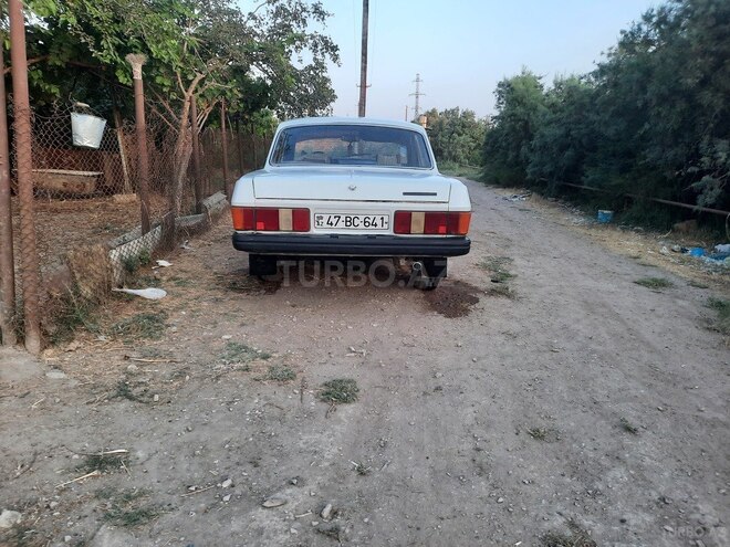 GAZ 31029 1992, 600,000 km - 2.4 l - Salyan