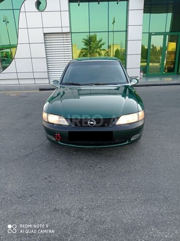 Opel Vectra 1996, 300,000 km - 2.0 l - Sumqayıt