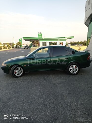 Opel Vectra 1996, 300,000 km - 2.0 l - Sumqayıt