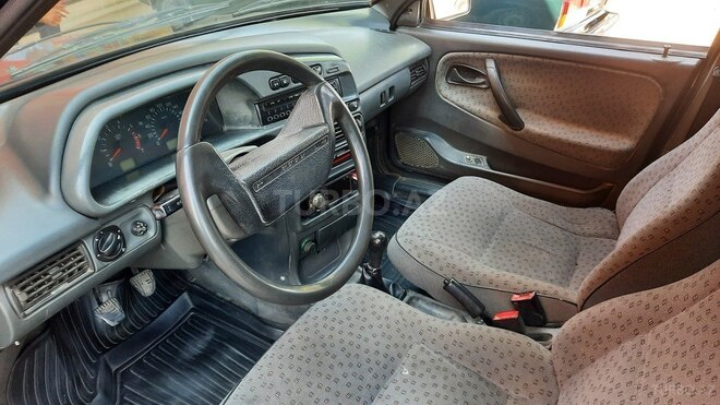 LADA (VAZ) 2115 2007, 13,800 km - 1.6 л - Salyan