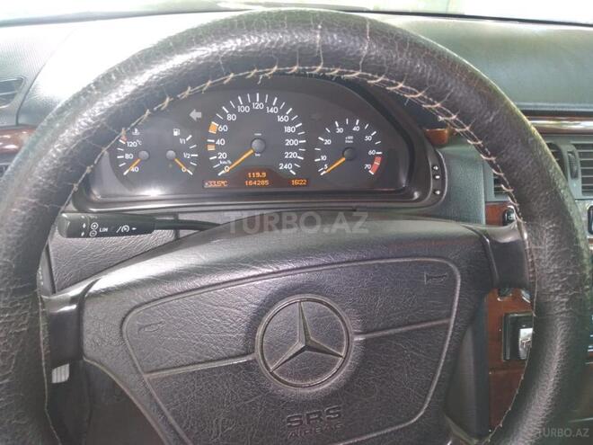 Mercedes E 240 1998, 164,284 km - 2.4 l - Bakı