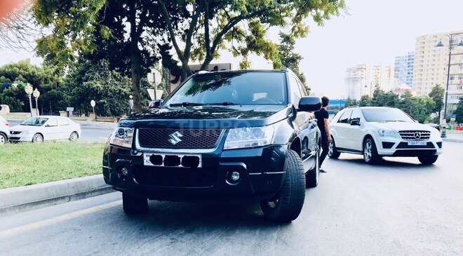 Suzuki Grand Vitara 2007, 251,000 km - 2.0 l - Bakı