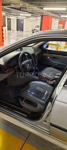 BMW 528 1997, 320,000 km - 2.8 l - Gəncə