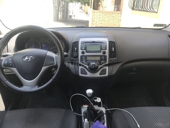 Hyundai i30 2009, 230,000 km - 1.6 л - Bakı