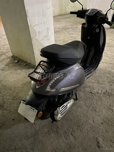 Vespa  2021, 1,200 km - 0.1 l - Bakı