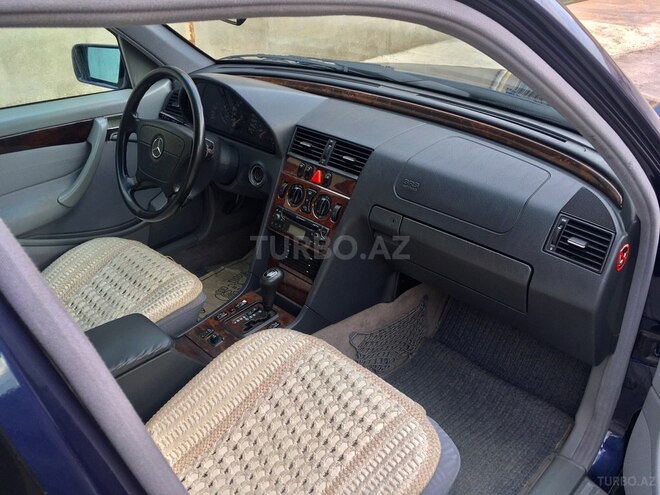 Mercedes C 240 1999, 320,000 km - 2.4 l - Bakı