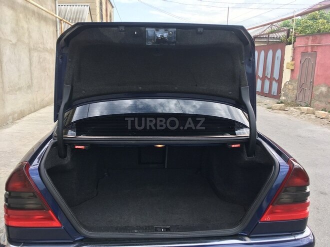 Mercedes C 240 1999, 320,000 km - 2.4 l - Bakı