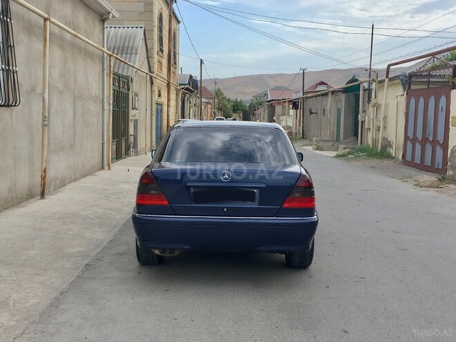 Mercedes C 240 1999, 320,000 km - 2.4 l - Bakı