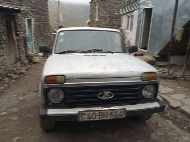 LADA (VAZ) Niva 2004, 369,000 km - 1.7 l - Quba