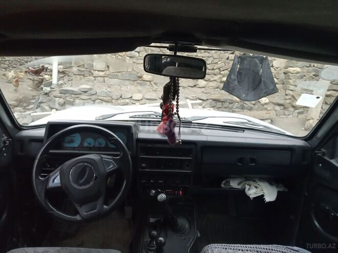 LADA (VAZ) Niva 2004, 369,000 km - 1.7 l - Quba