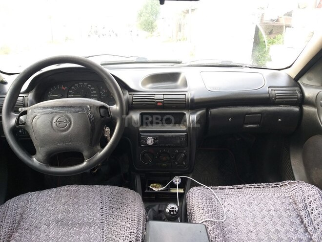 Opel Astra 1997, 400,000 km - 1.7 l - Bakı