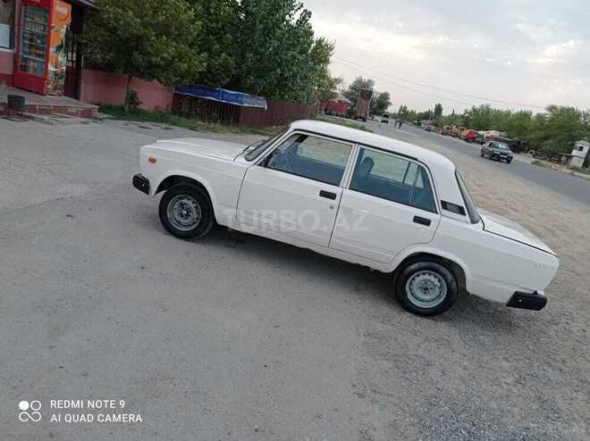 LADA (VAZ) 2107 1997, 197,800 km - 1.6 л - Salyan