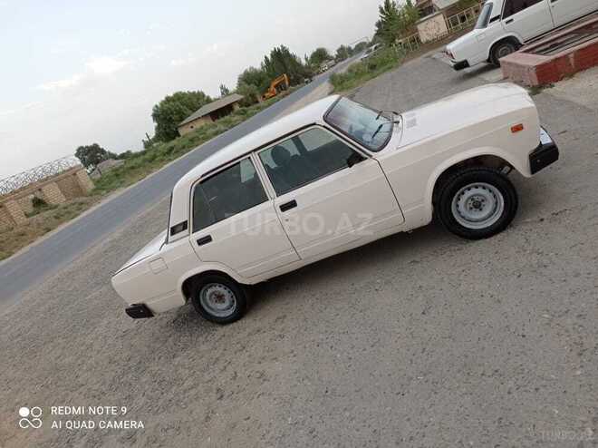 LADA (VAZ) 2107 1997, 197,800 km - 1.6 л - Salyan