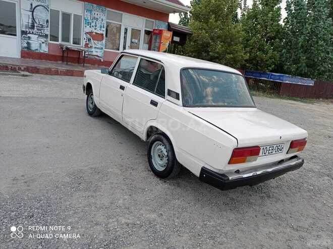 LADA (VAZ) 2107 1997, 197,800 km - 1.6 л - Salyan
