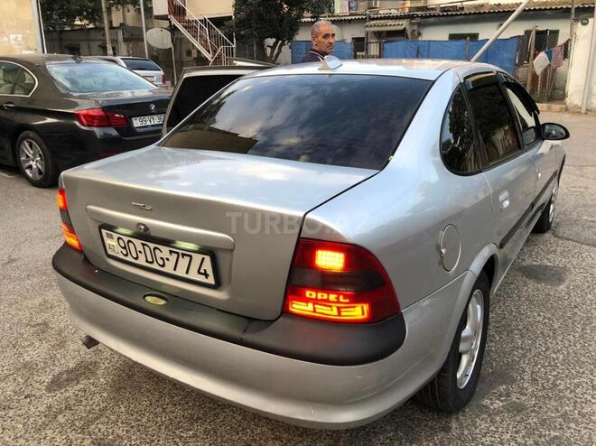 Opel Vectra 1996, 500,000 km - 1.8 l - Bakı