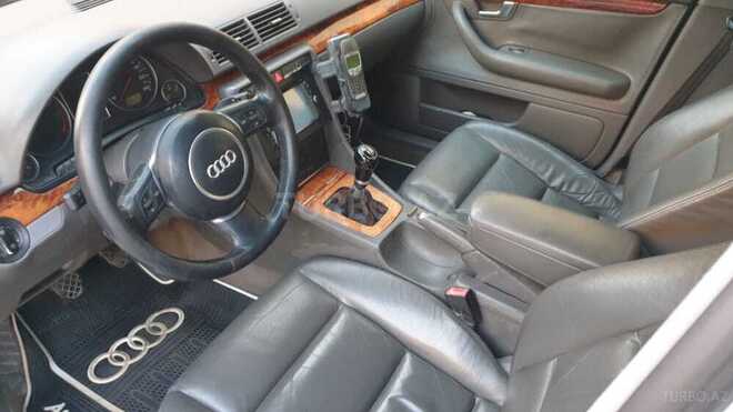 Audi A4 2002, 279,000 km - 2.4 l - Şamaxı