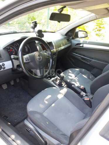 Opel Astra 2006, 215,000 km - 1.3 l - Qəbələ