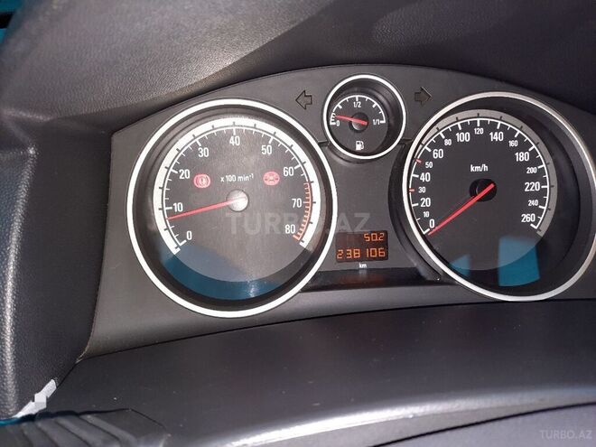Opel Astra 2005, 238,000 km - 1.4 l - Bakı