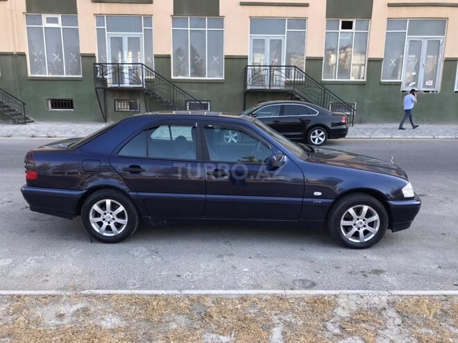 Mercedes C 180 1997, 297,000 km - 1.8 l - Bakı