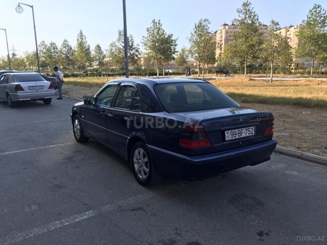 Mercedes C 180 1997, 297,000 km - 1.8 l - Bakı