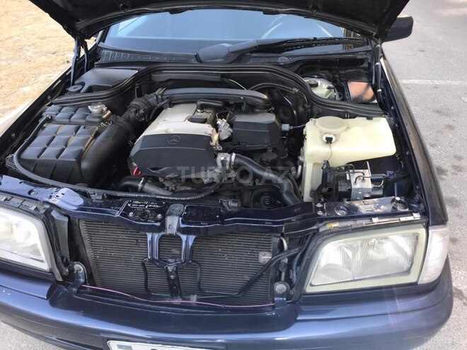 Mercedes C 180 1997, 297,000 km - 1.8 l - Bakı