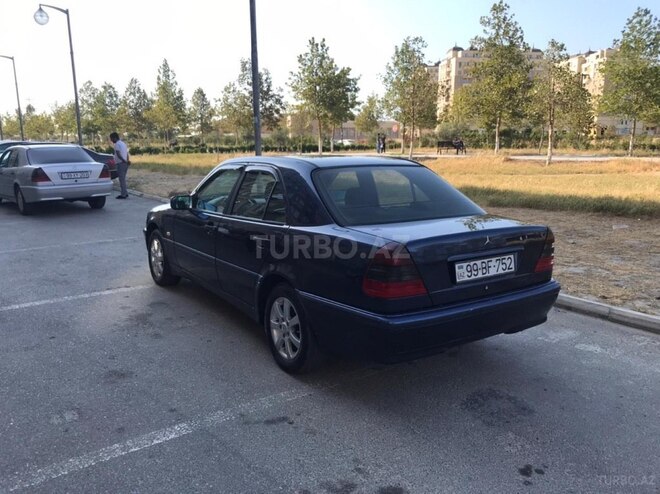 Mercedes C 180 1997, 297,000 km - 1.8 l - Bakı