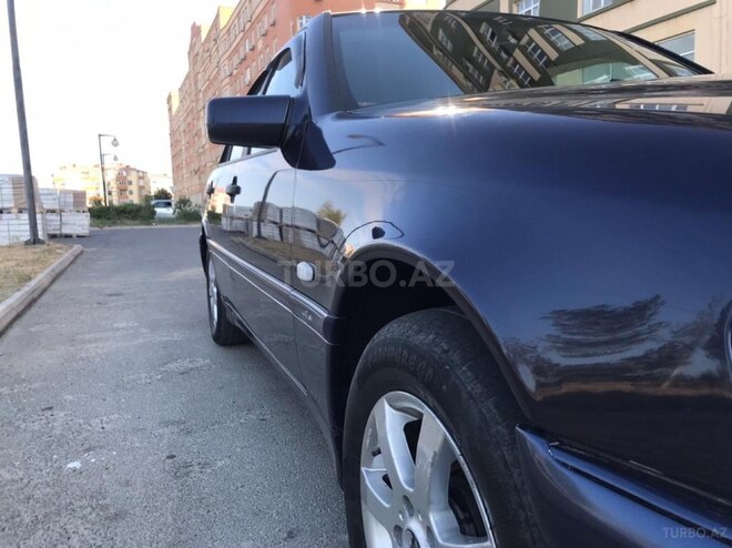 Mercedes C 180 1997, 297,000 km - 1.8 l - Bakı