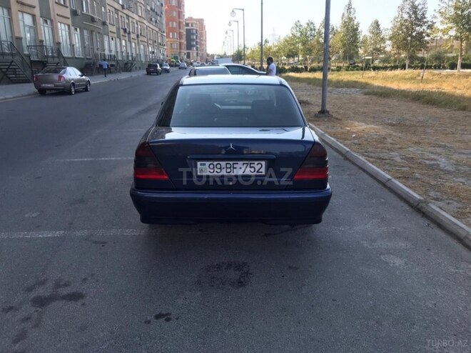Mercedes C 180 1997, 297,000 km - 1.8 l - Bakı
